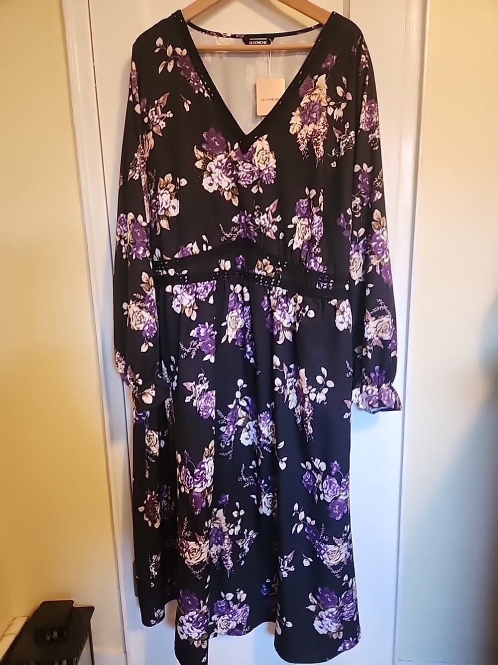 Bloomchic Plus Size US 26 Purple Floral Print V-Neck Dress